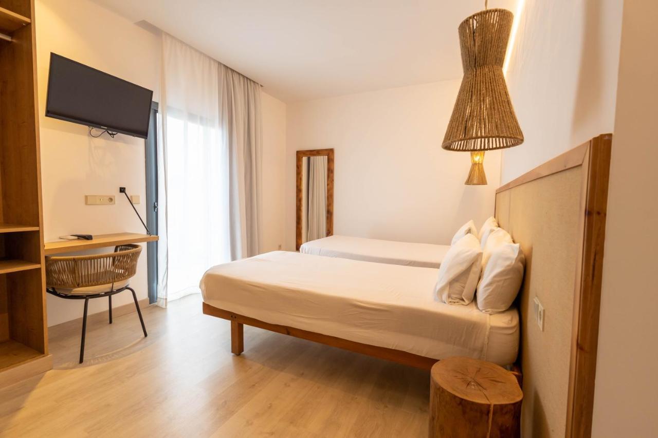 Play Hotel Ibiza - Adults Only מראה חיצוני תמונה