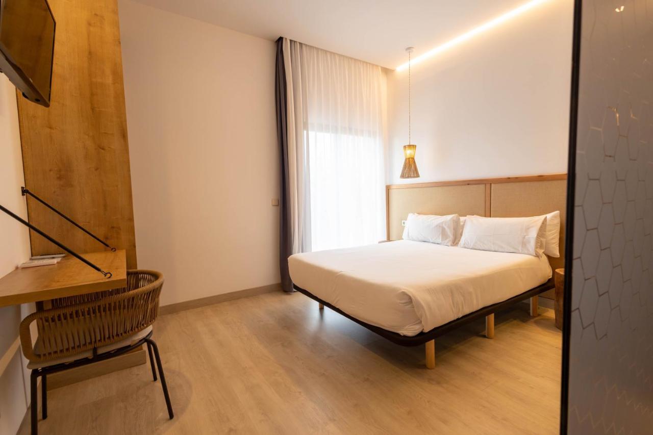 Play Hotel Ibiza - Adults Only מראה חיצוני תמונה
