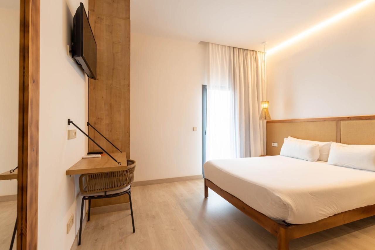 Play Hotel Ibiza - Adults Only מראה חיצוני תמונה