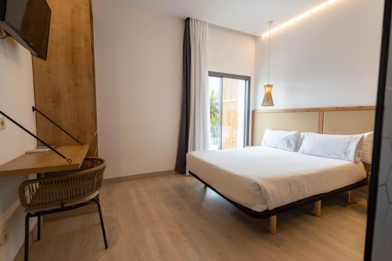 Play Hotel Ibiza - Adults Only מראה חיצוני תמונה